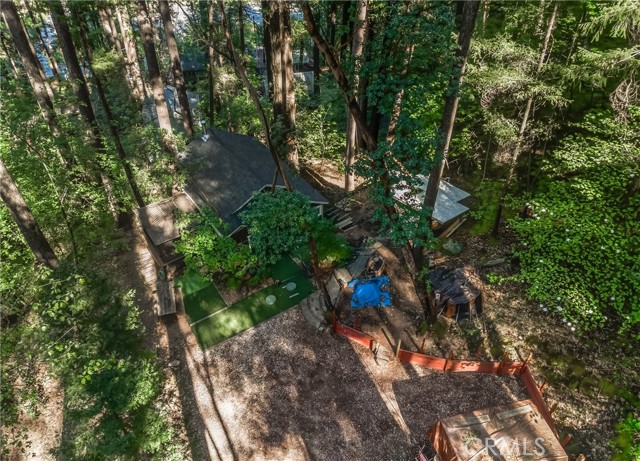 16179 Madrone, Cobb