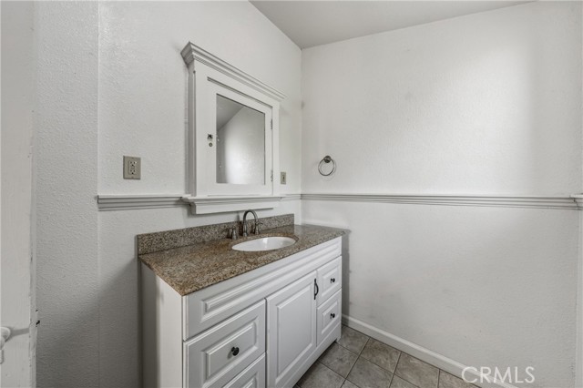 150 Clearlake, Lakeport