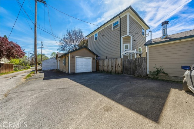 150 Clearlake, Lakeport