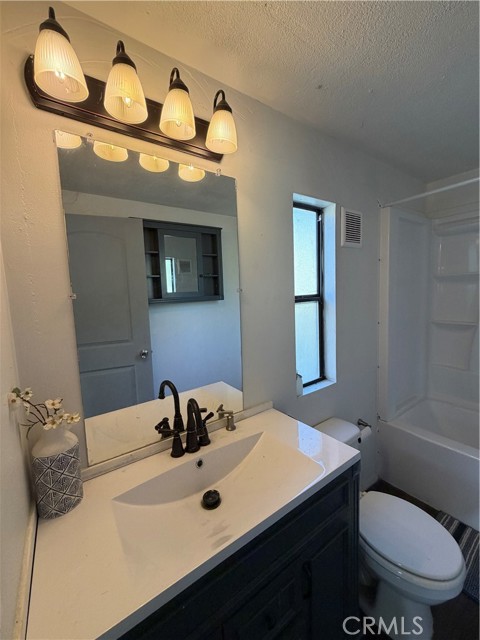 4047 Foothill, Lucerne