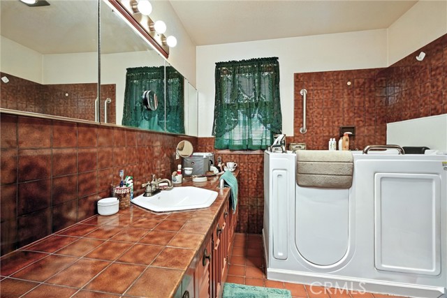 3663 Crestwood Drive, Kelseyville