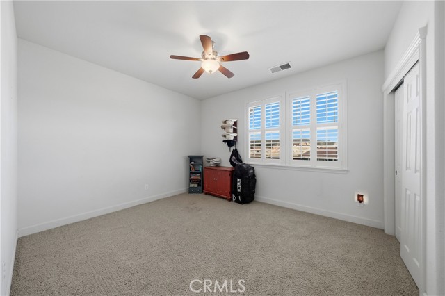 1250 Wrigley, Lakeport