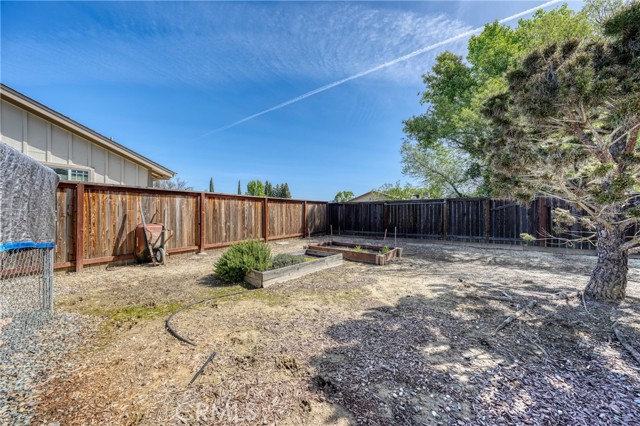 1250 Wrigley, Lakeport