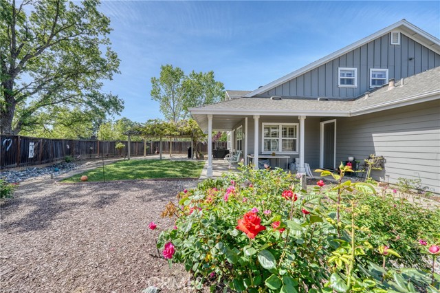 1250 Wrigley, Lakeport