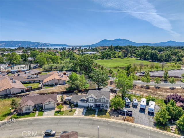 1250 Wrigley, Lakeport