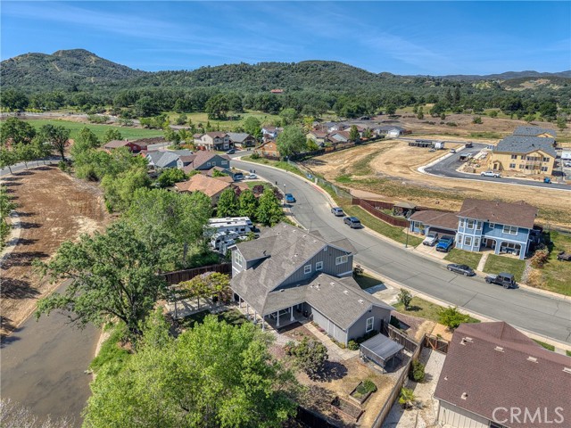 1250 Wrigley, Lakeport