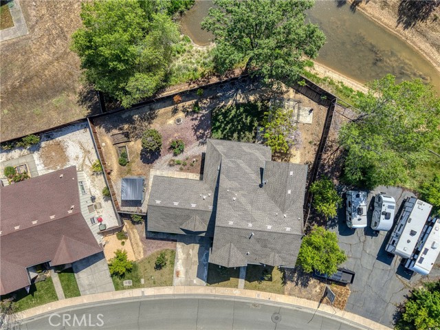 1250 Wrigley, Lakeport
