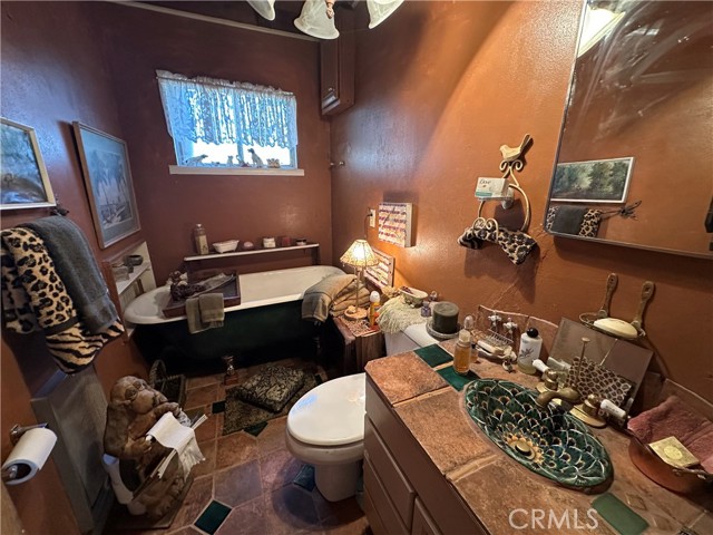 3635 Country Club, Clearlake