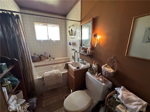 3635 Country Club, Clearlake