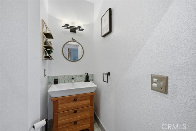 10313 Walnut Way, Kelseyville