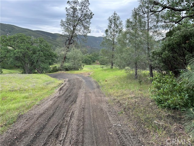 666 Watertrough Road, Clearlake Oaks