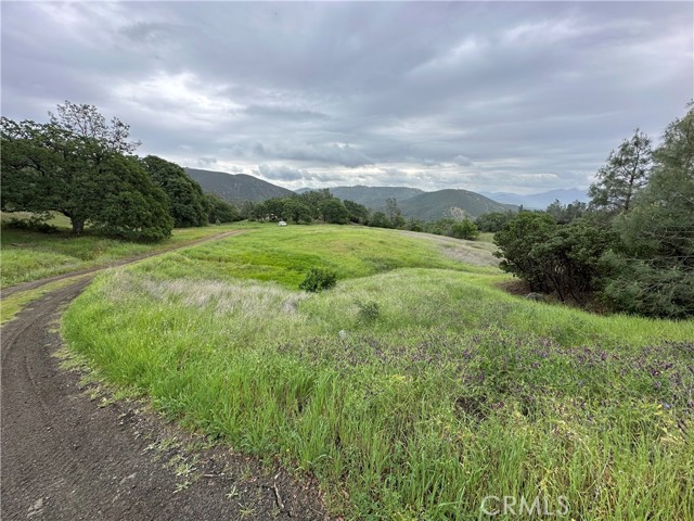 666 Watertrough Road, Clearlake Oaks