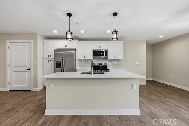 13161 Venus Village, Clearlake Oaks