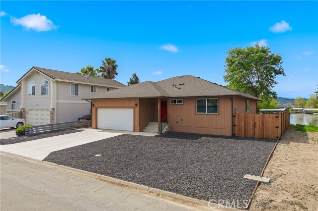 13161 Venus Village, Clearlake Oaks