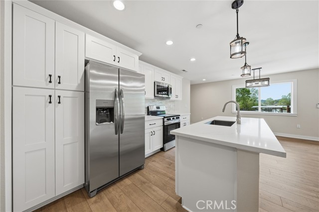 13161 Venus Village, Clearlake Oaks