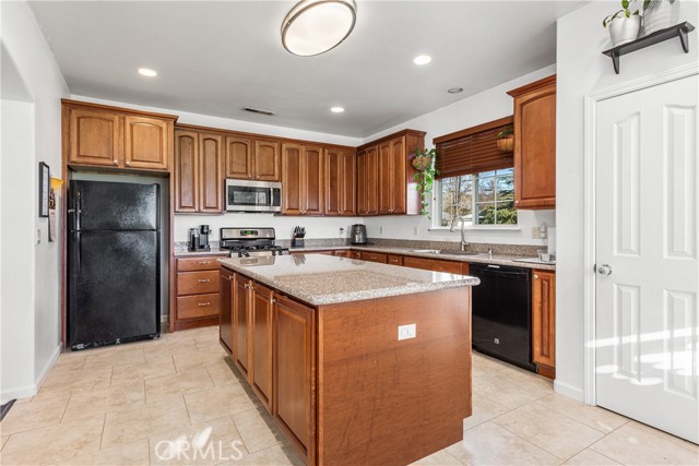 18094 Spyglass Road, Hidden Valley Lake
