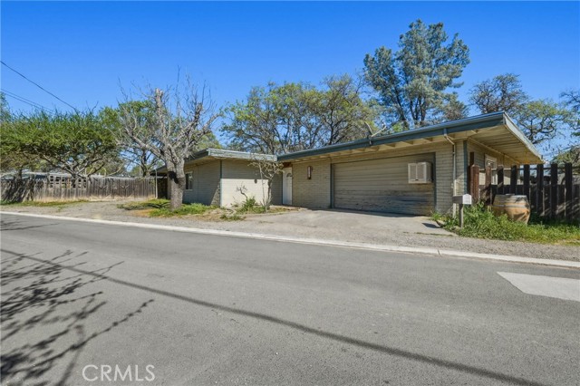 3676 Madrone, Clearlake