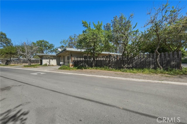 3676 Madrone, Clearlake
