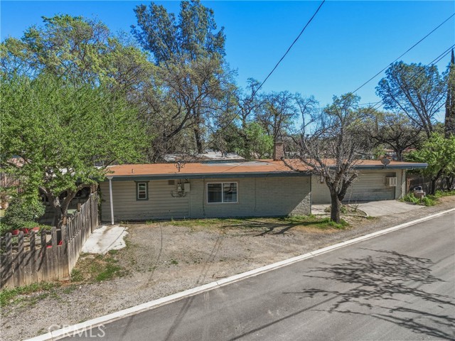 3676 Madrone, Clearlake