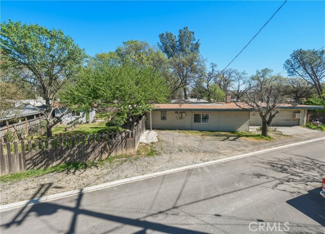 3676 Madrone, Clearlake