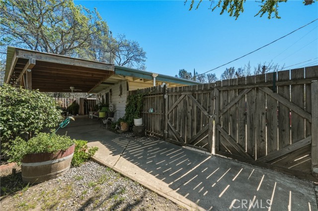 3676 Madrone, Clearlake