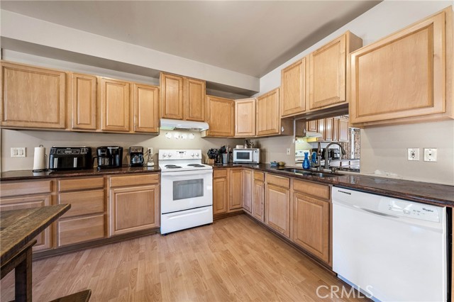 2920 Meadow Creek Road, Clearlake Oaks