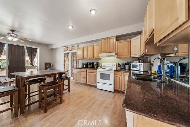 2920 Meadow Creek Road, Clearlake Oaks