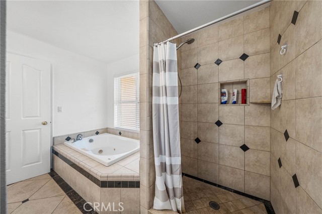 2920 Meadow Creek Road, Clearlake Oaks