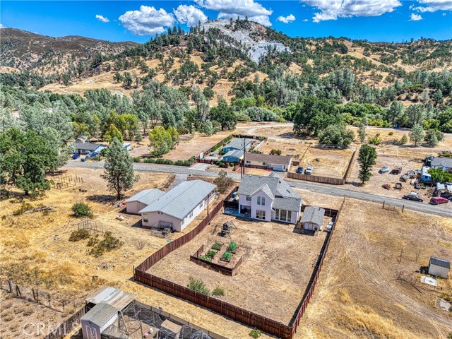 2920 Meadow Creek Road, Clearlake Oaks