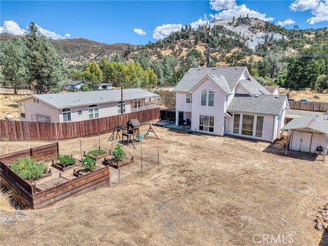 2920 Meadow Creek Road, Clearlake Oaks