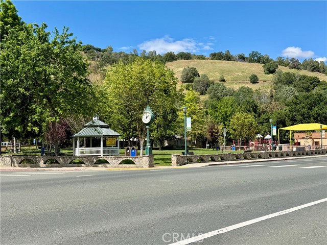 10523 E Highway 20, Clearlake Oaks
