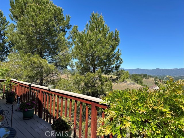 460 Lake Vista Drive, Lakeport