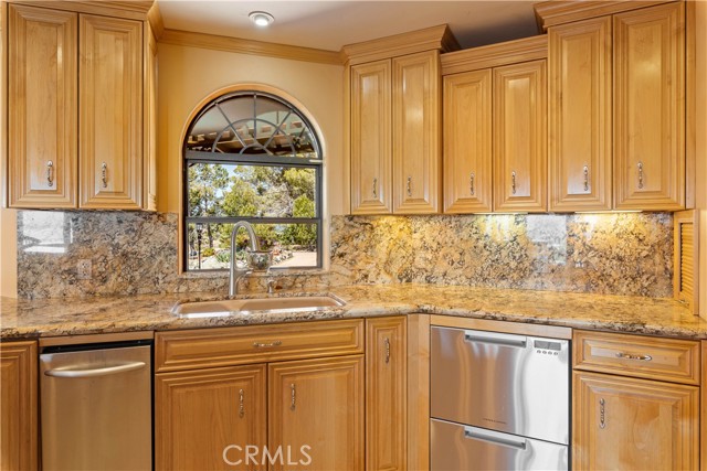 425 Lake Vista, Lakeport