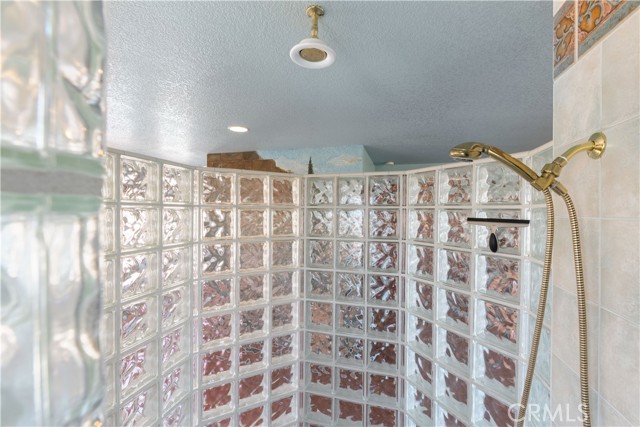 425 Lake Vista, Lakeport