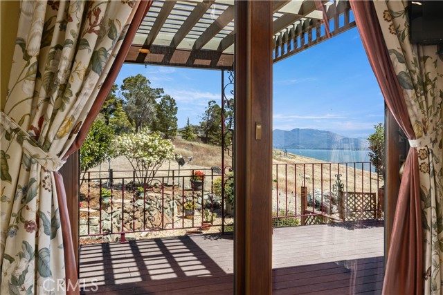 425 Lake Vista, Lakeport