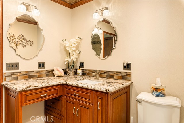425 Lake Vista, Lakeport