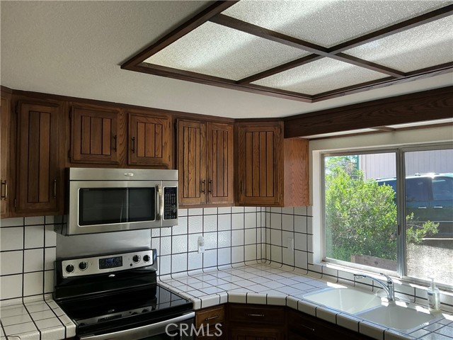 5303 Sierra Drive, Kelseyville