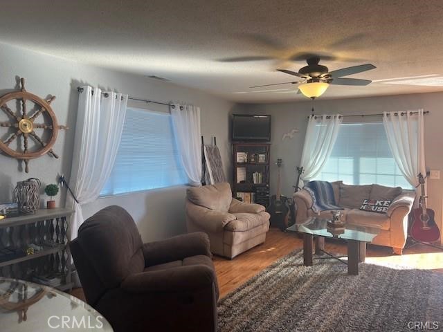 15198 Harbor, Clearlake