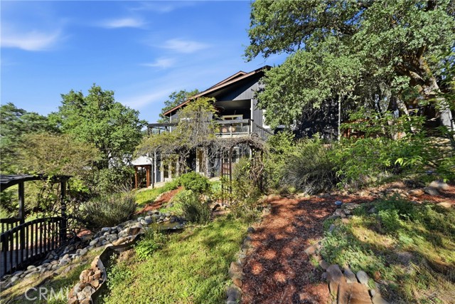19345 Moon Ridge, Hidden Valley Lake