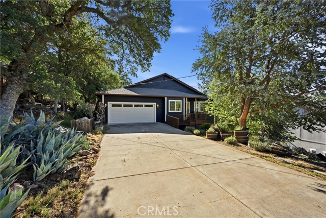19345 Moon Ridge, Hidden Valley Lake