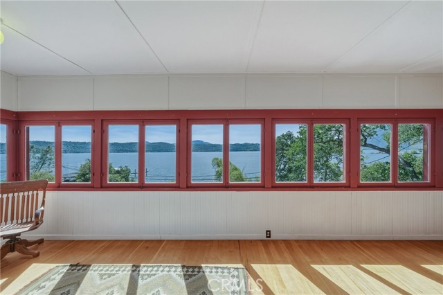 12398 Lakeshore, Clearlake