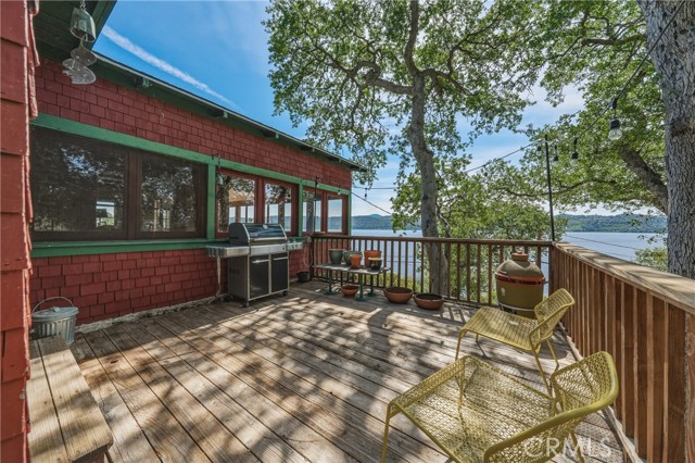 12398 Lakeshore, Clearlake