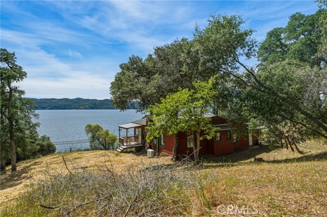 12398 Lakeshore, Clearlake