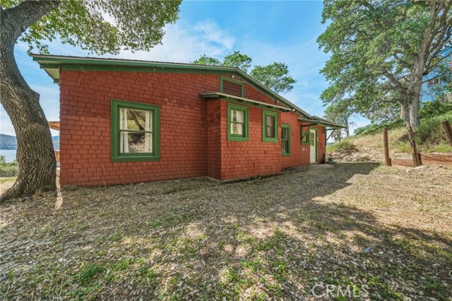 12398 Lakeshore, Clearlake