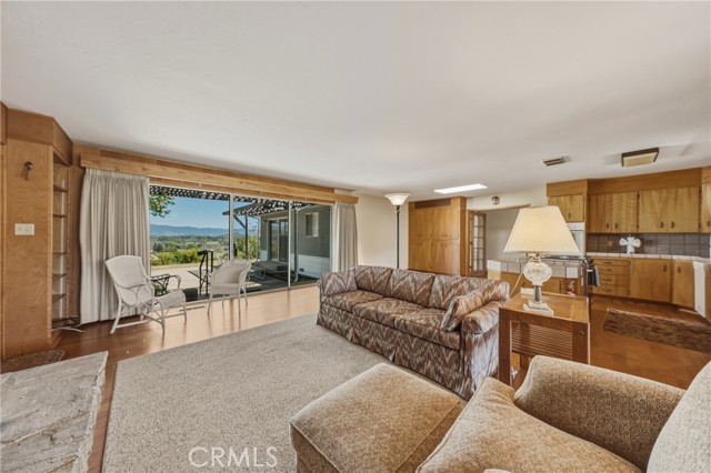 2527 Dessie Drive, Lakeport