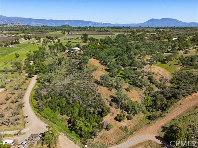 2527 Dessie Drive, Lakeport