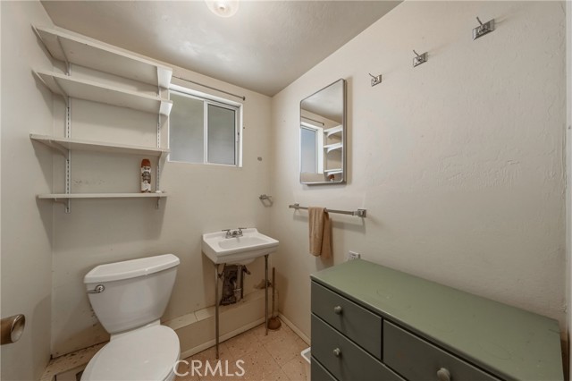 2527 Dessie Drive, Lakeport