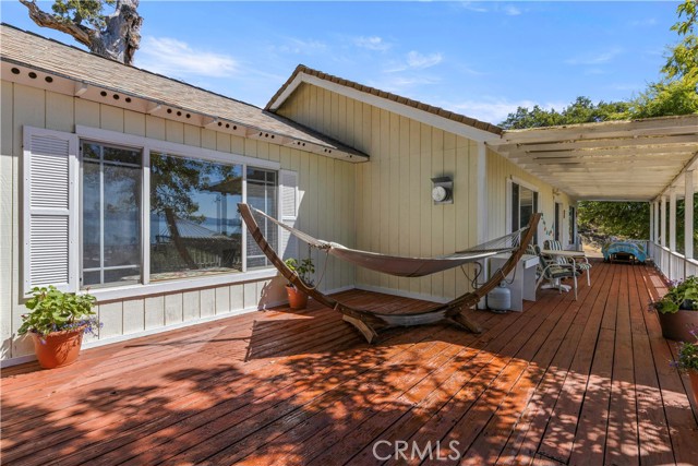 3723 Lakeview, Nice