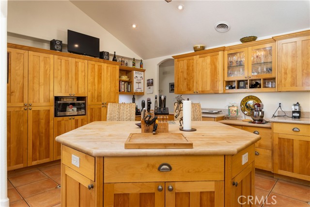 6675 Kelsey Creek Drive, Kelseyville