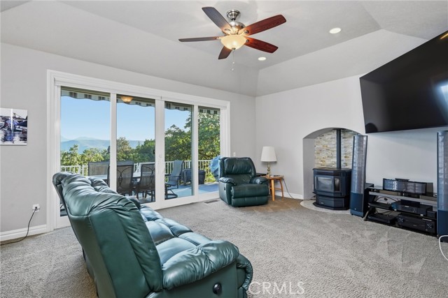 18387 N Shore, Hidden Valley Lake